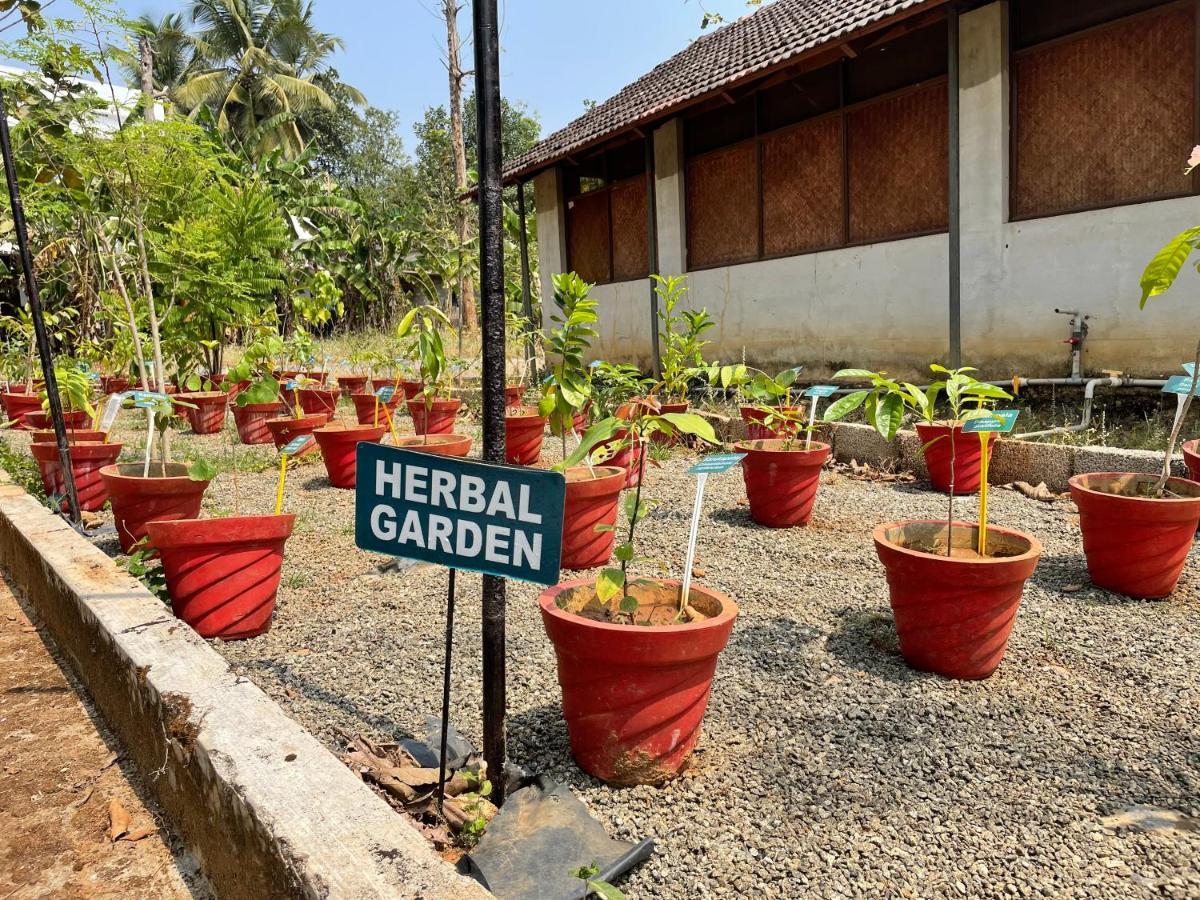 Ayuryogashram Heritage Thrissur Exterior foto